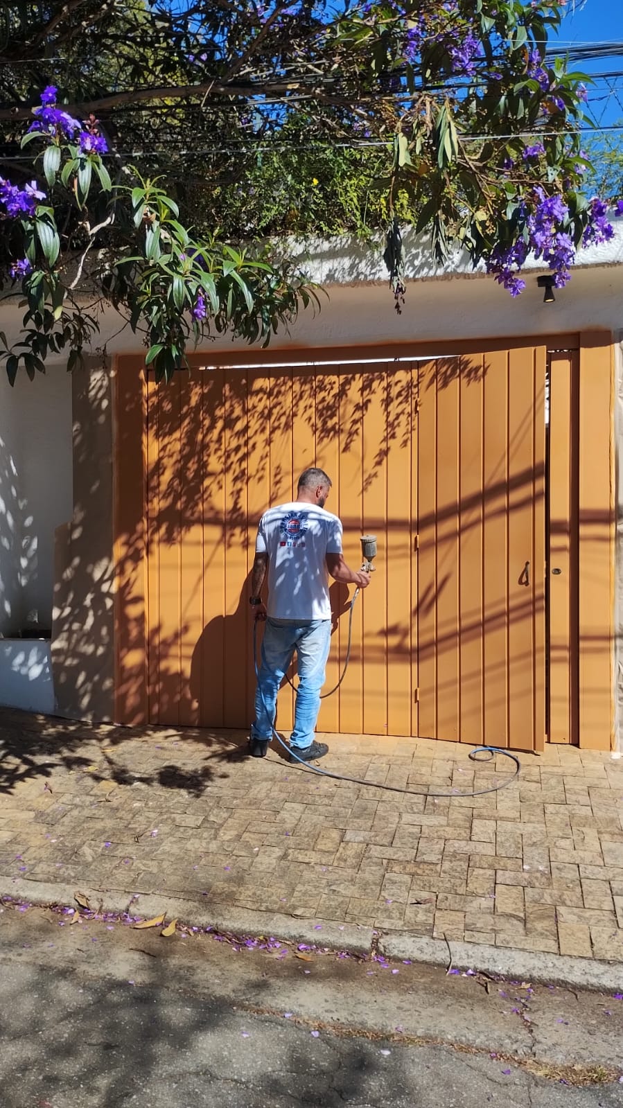 Pintura de portão residencial